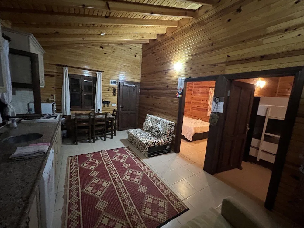 Deluxe Bungalov
