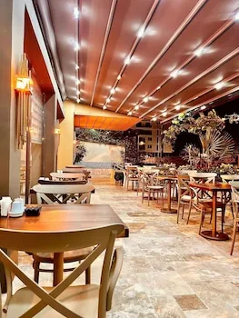 FIFTY5 SUITE OTEL