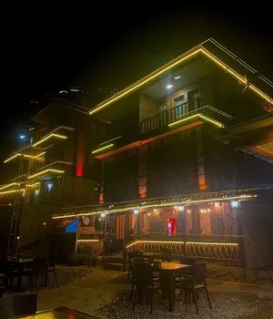 River Deluxe Boutique