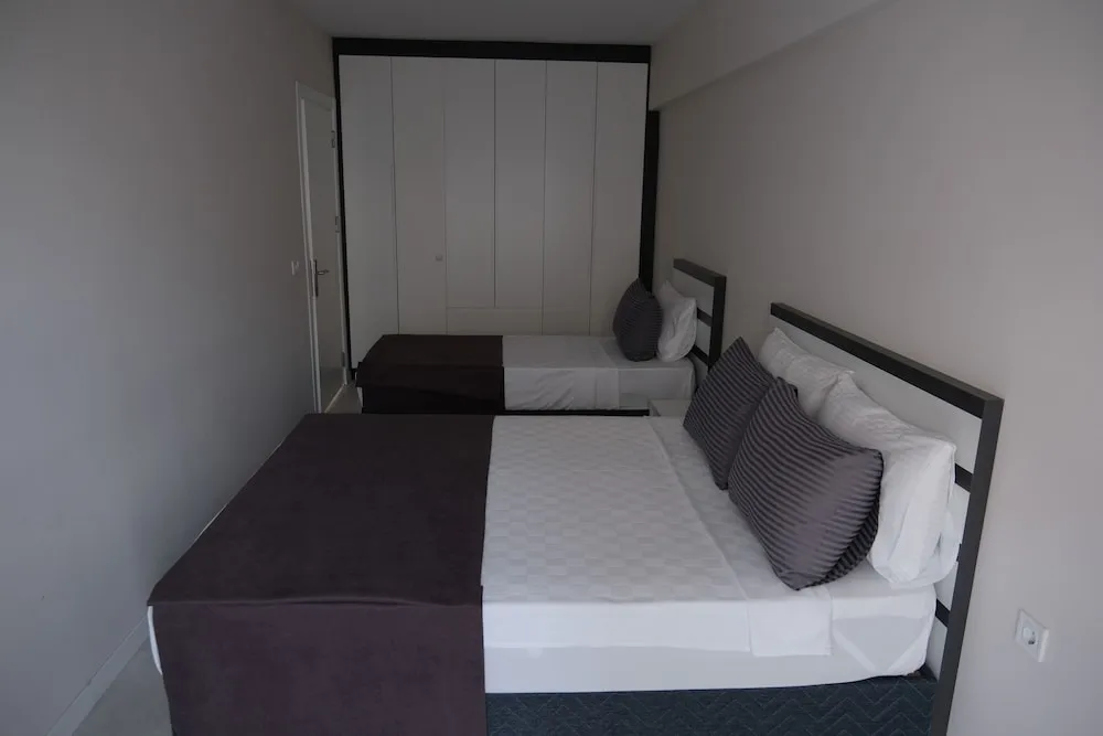 Economy Apart Daire, Birden Çok Yatak, Sigara İçilebilir