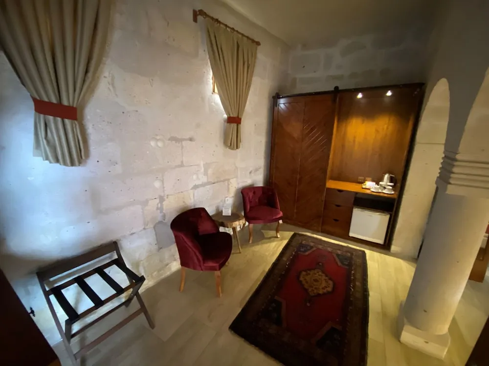 Stone Suite with Jacuzzi