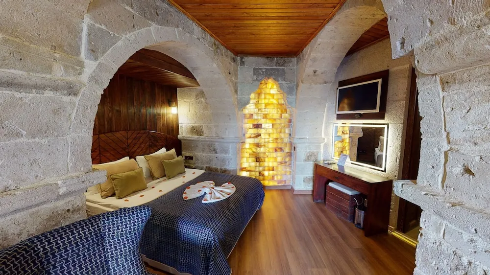 Junior Cave Suite with Turkish Bath