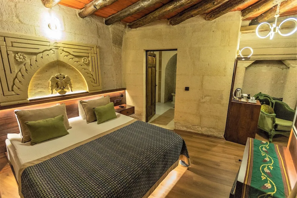 Junior Cave Suite with Turkish Bath