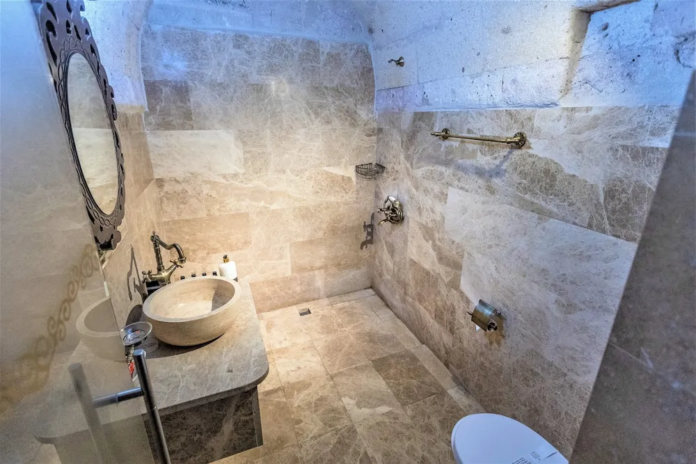 Comfort Stone Suite with balcony