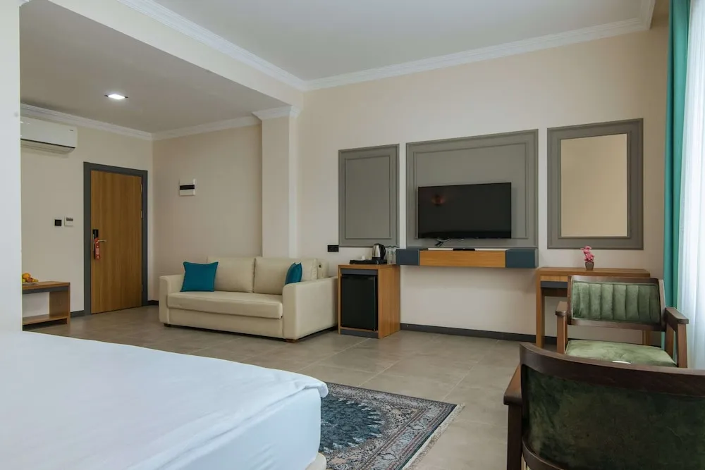 Deluxe Tek Büyük Yataklı Oda