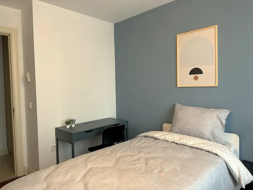 Standard Apart Daire, 2 Yatak Odası, Avlu Manzaralı
