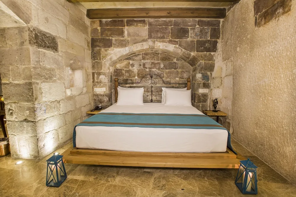 King Suit, One Double Bed, Non Smoking