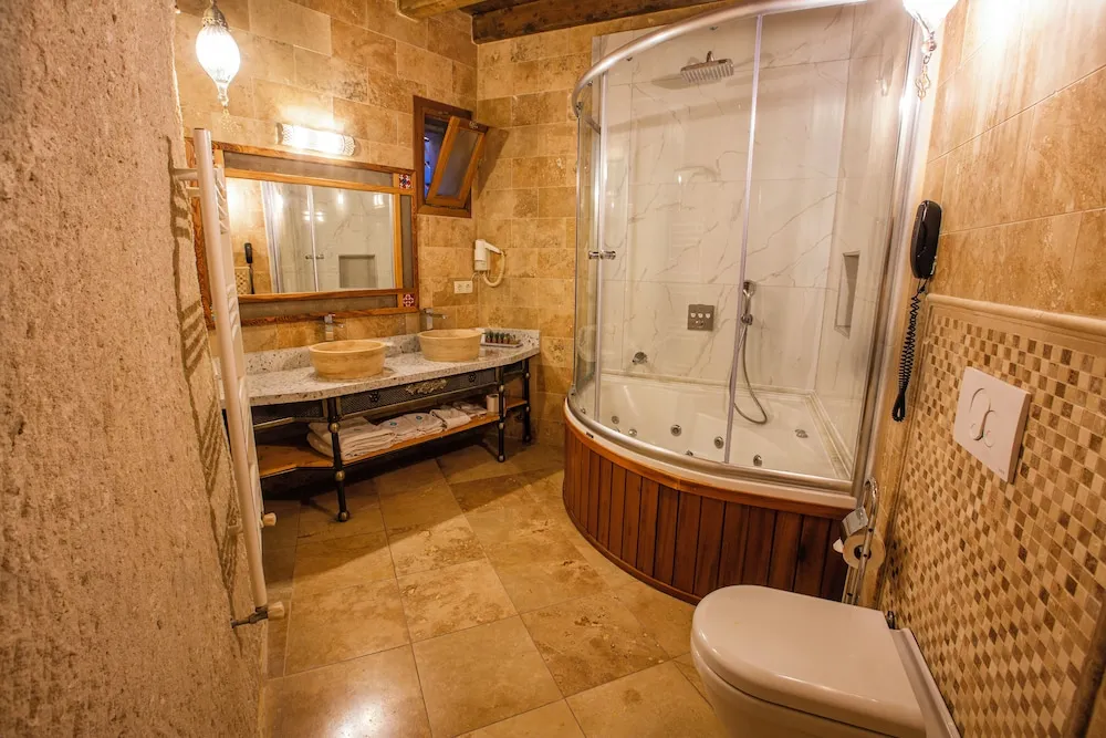 Deluxe Twin Room, 1 Bedroom, Courtyard View, Non Smoking, Ground Floor