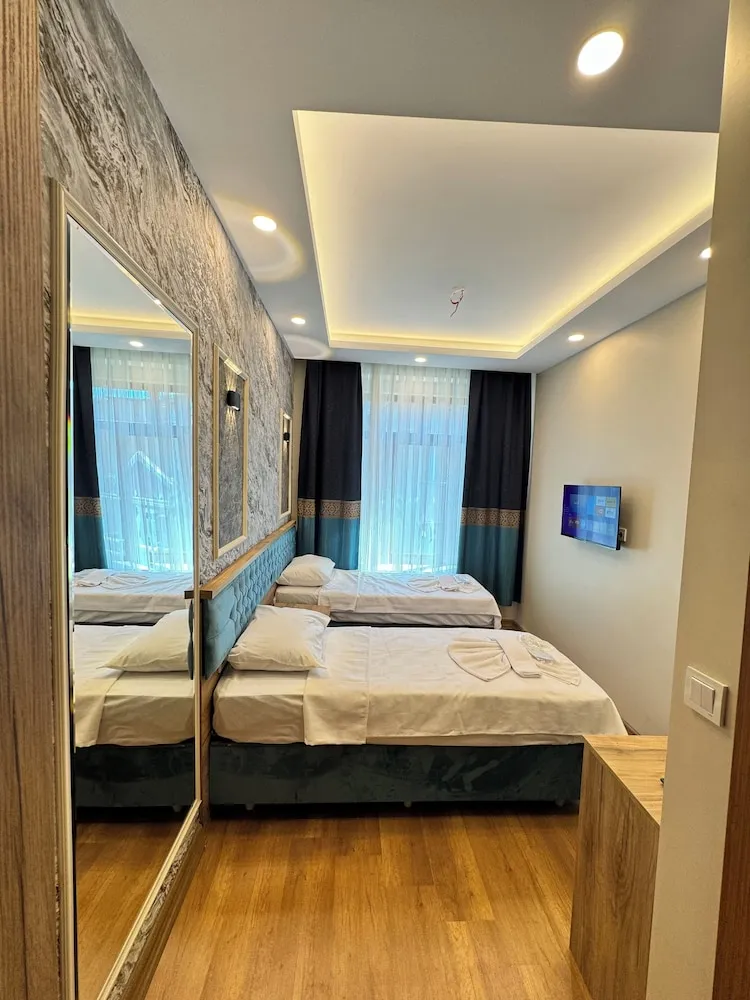 Standard Tek Büyük Yataklı Oda