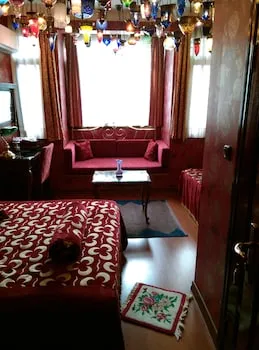 The Kybele Hotel - Special Class