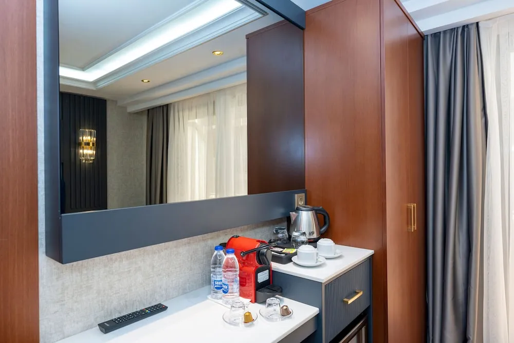 Luxury Tek Büyük veya İki Ayrı Yataklı Oda, Teras