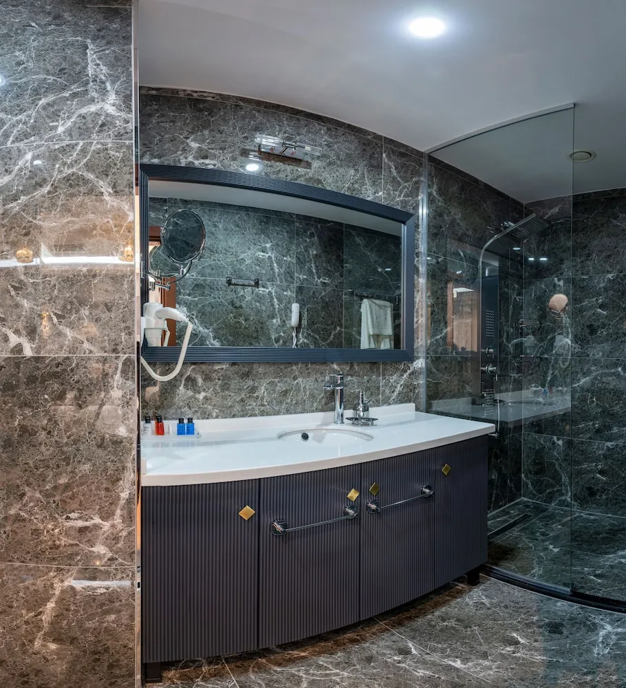 Luxury Tek Büyük veya İki Ayrı Yataklı Oda, Teras