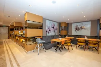 Freya Hotel