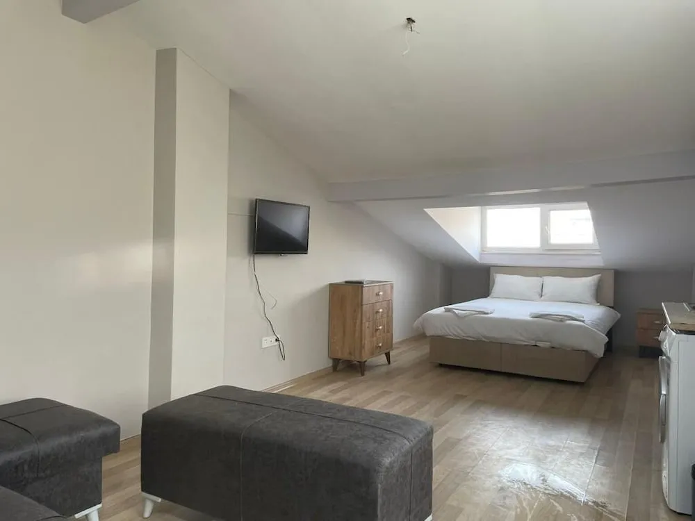 Classic Çatı Katı (Loft)