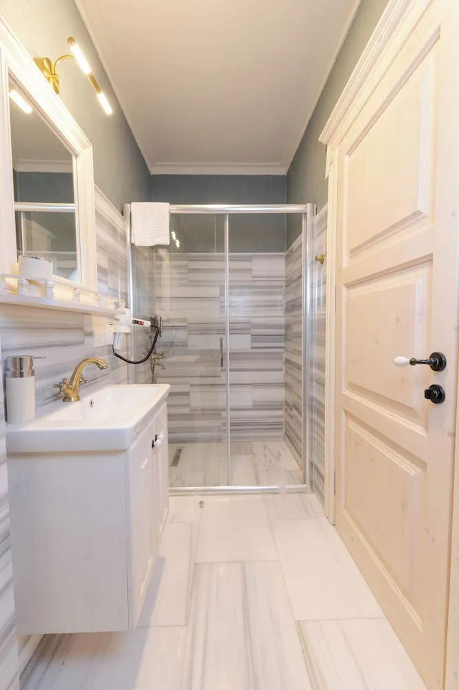 Standard Oda, Havuz Manzaralı