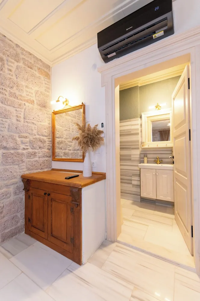 Standard Oda, Havuz Manzaralı