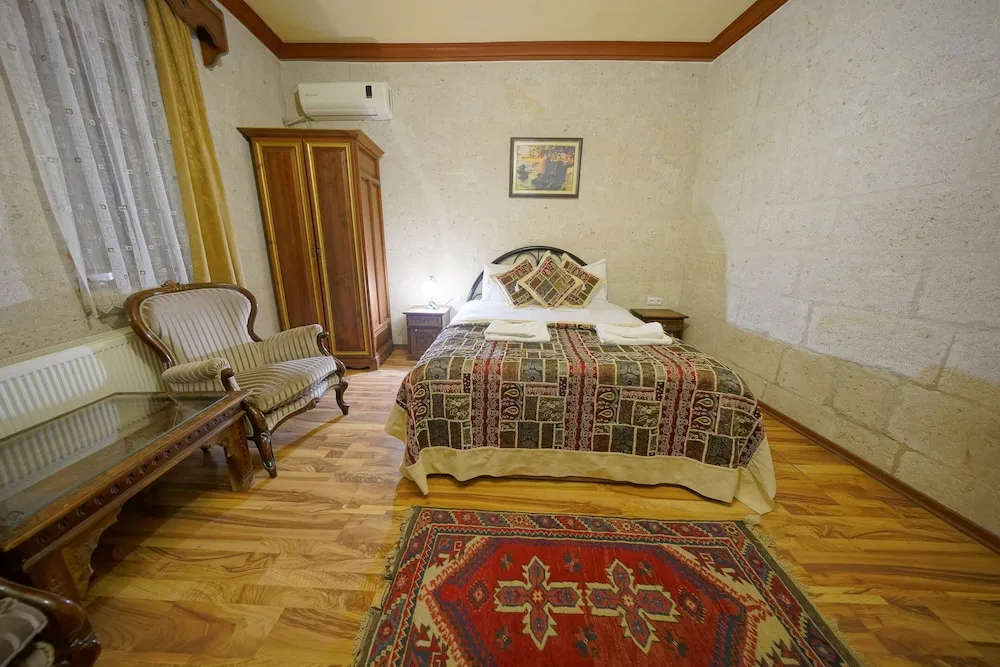 Comfort Tek Büyük Yataklı Oda