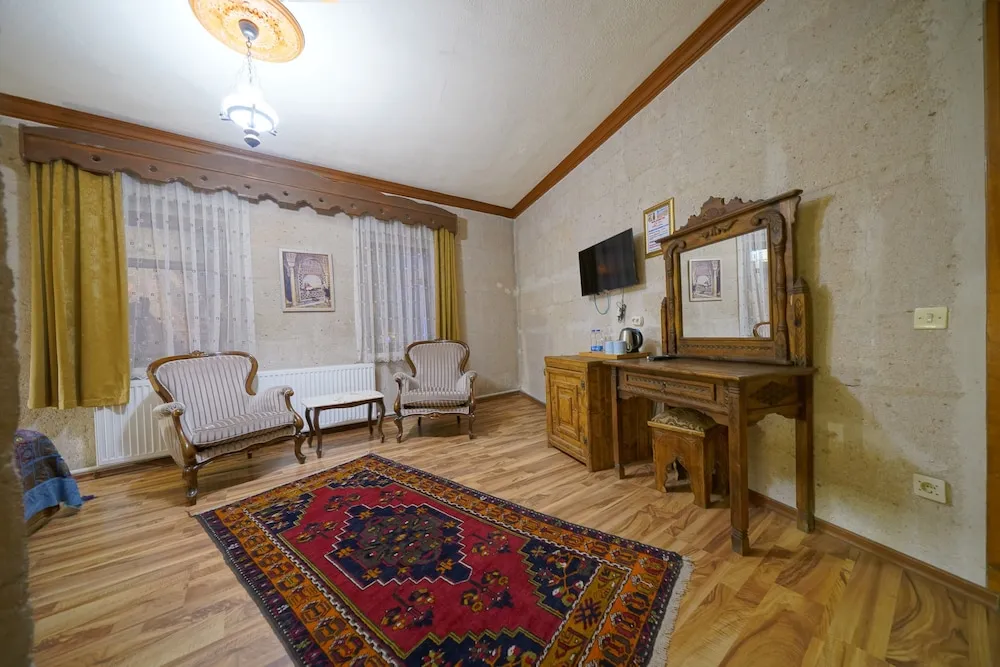 Comfort Tek Büyük Yataklı Oda