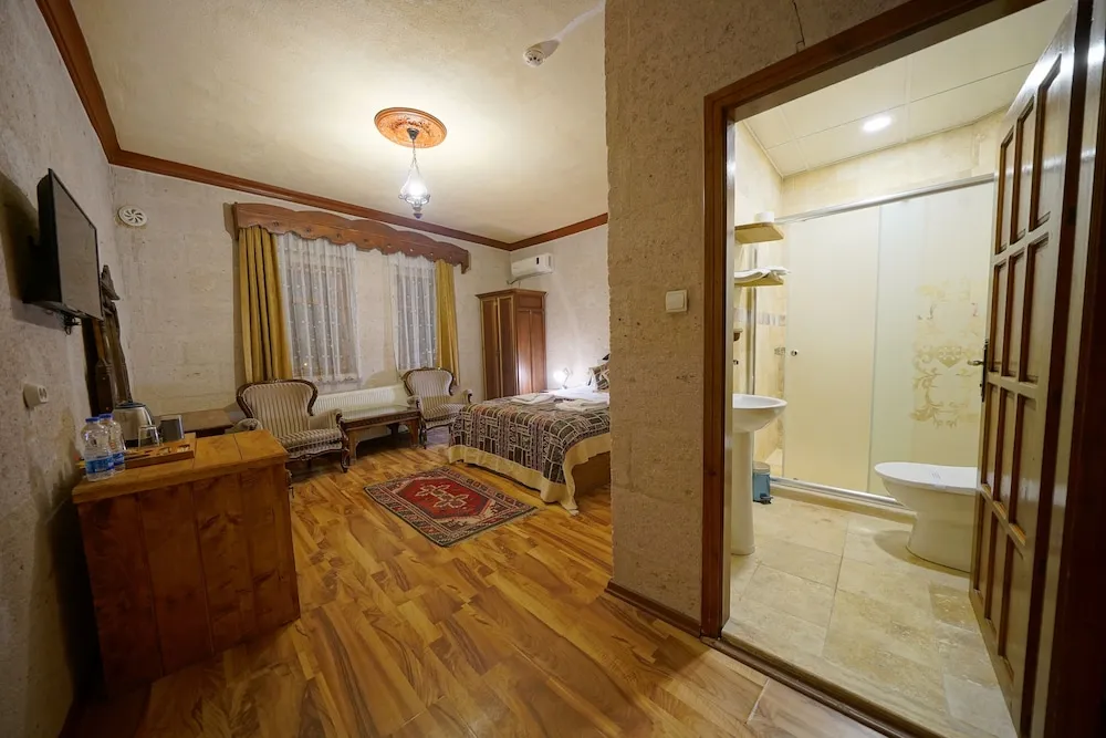 Comfort Tek Büyük Yataklı Oda