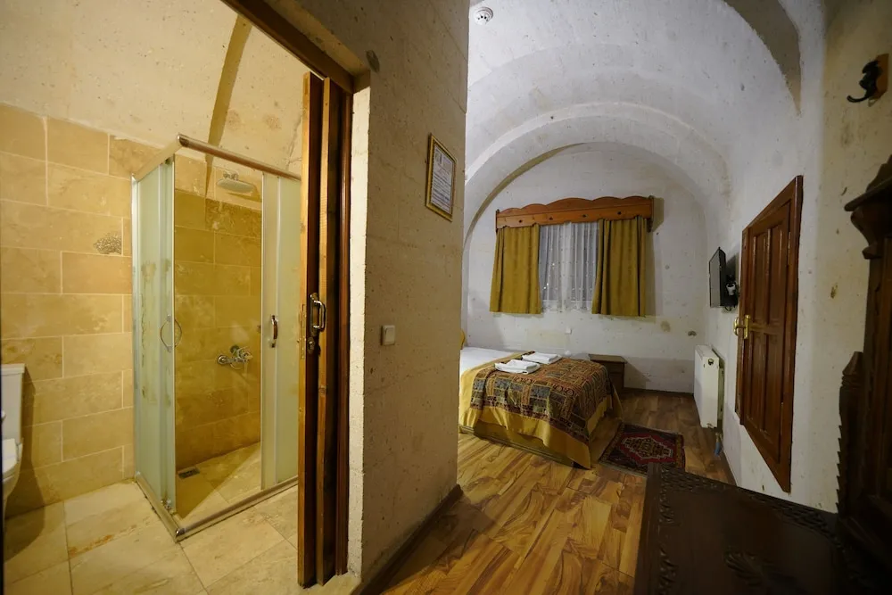 Economy Tek Büyük Yataklı Oda