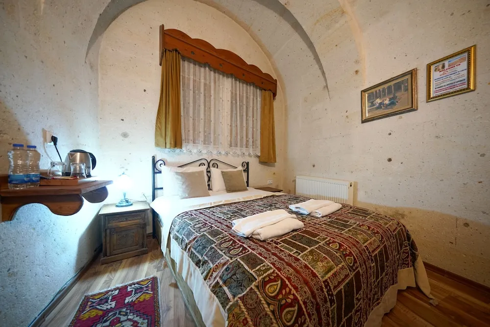 Economy Tek Büyük Yataklı Oda