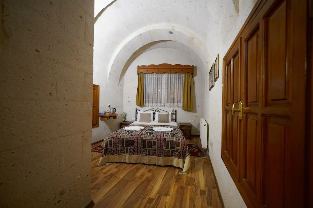 Economy Tek Büyük Yataklı Oda