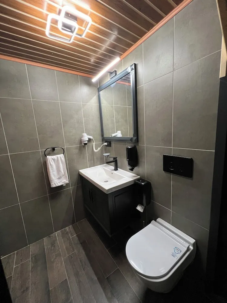 Premium Dağ Evi, 1 Çift Kişilik Yatak, Nehir Manzaralı