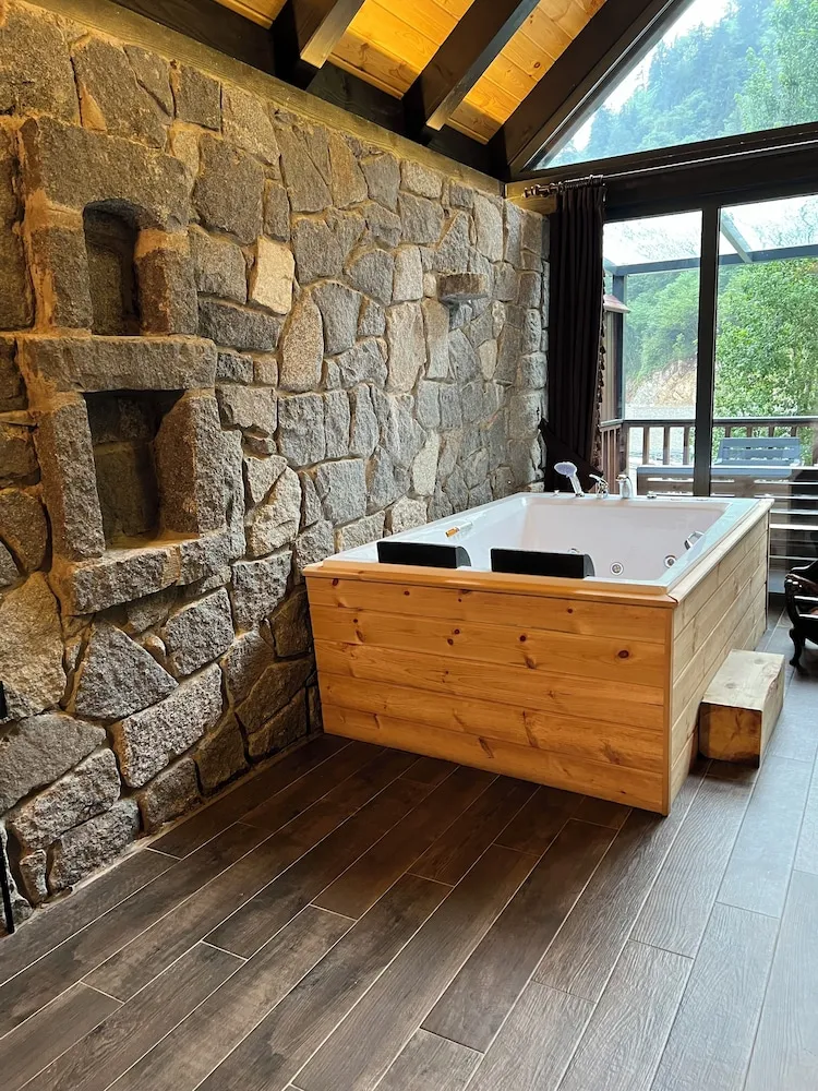 Premium Dağ Evi, 1 Çift Kişilik Yatak, Nehir Manzaralı