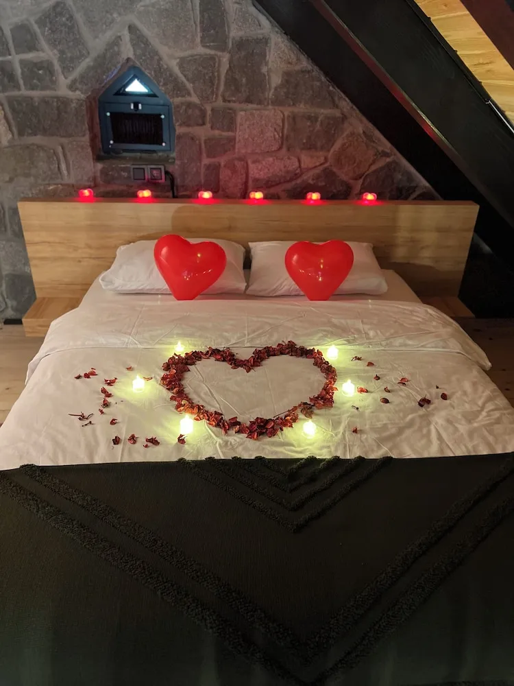 Premium Dağ Evi, 1 Çift Kişilik Yatak, Nehir Manzaralı
