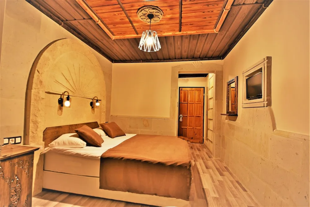 Standard Tek Büyük veya İki Ayrı Yataklı Oda