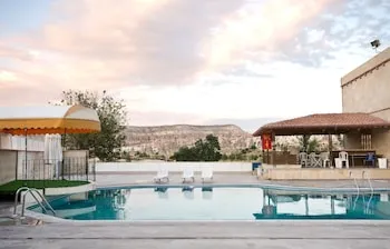 Ciner Hotel