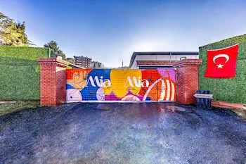 Mia Mia Suites