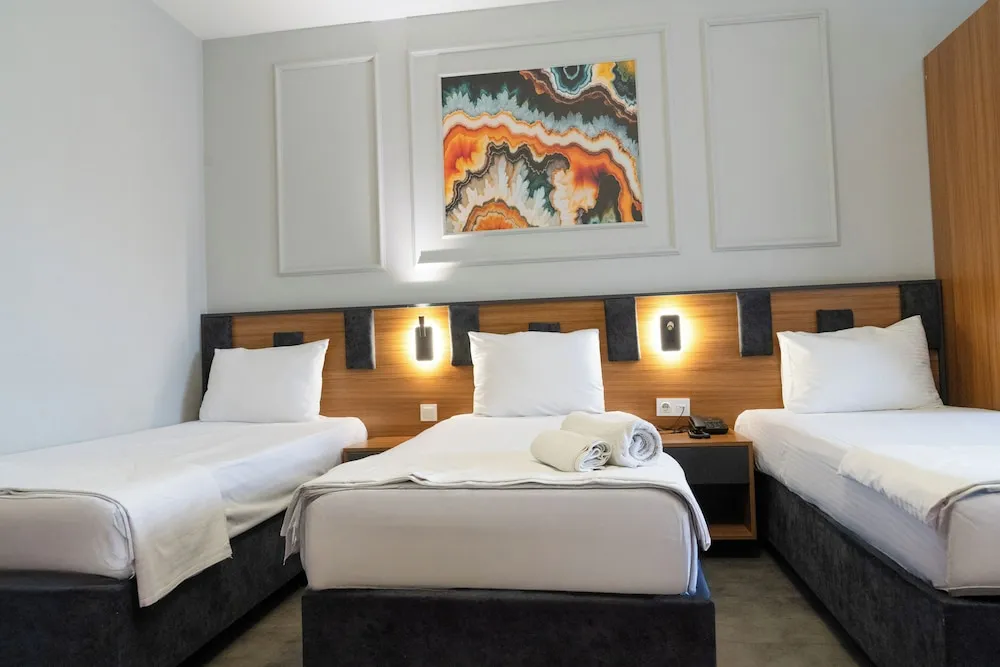 Standard Üç Kişilik Oda