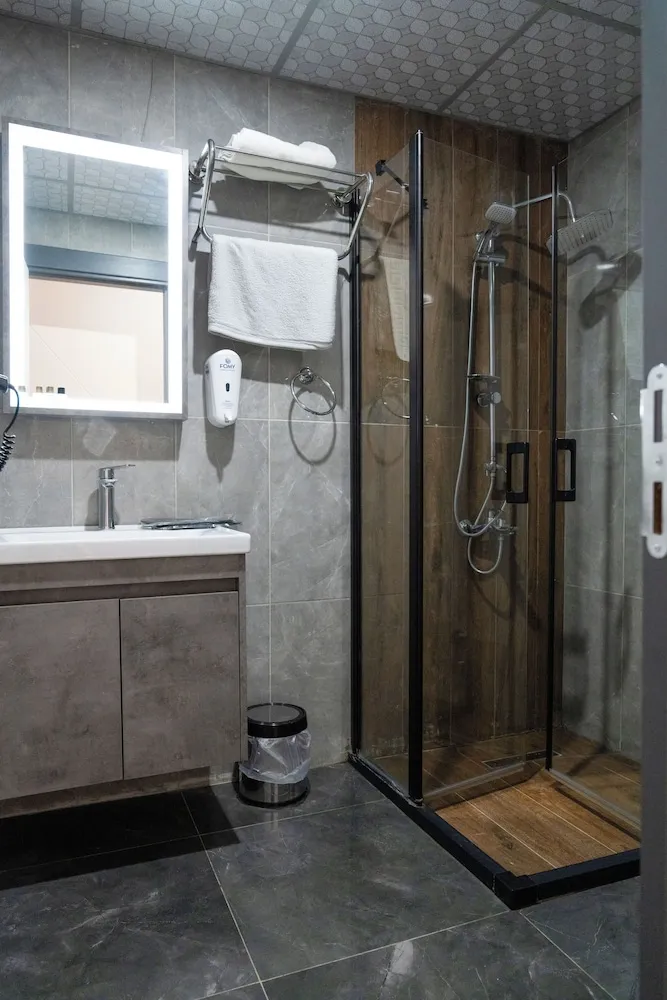 Standard Üç Kişilik Oda