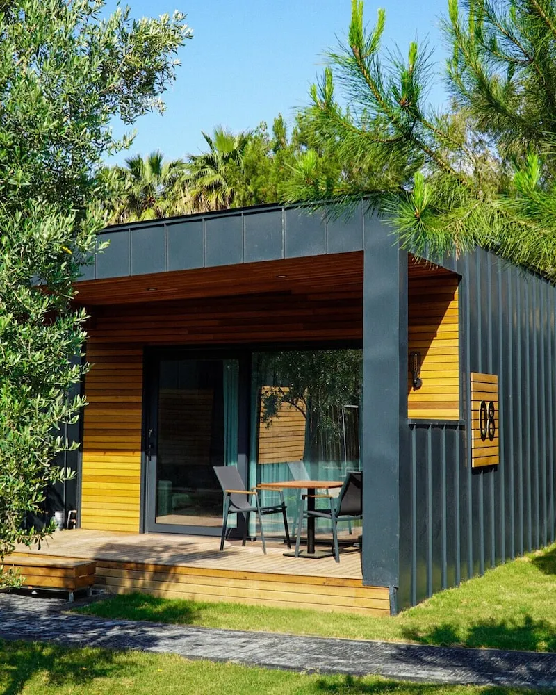 Deluxe Bungalov