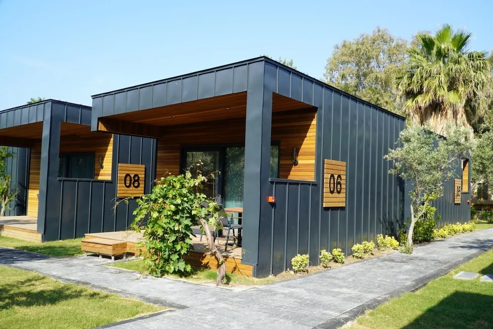 Deluxe Bungalov