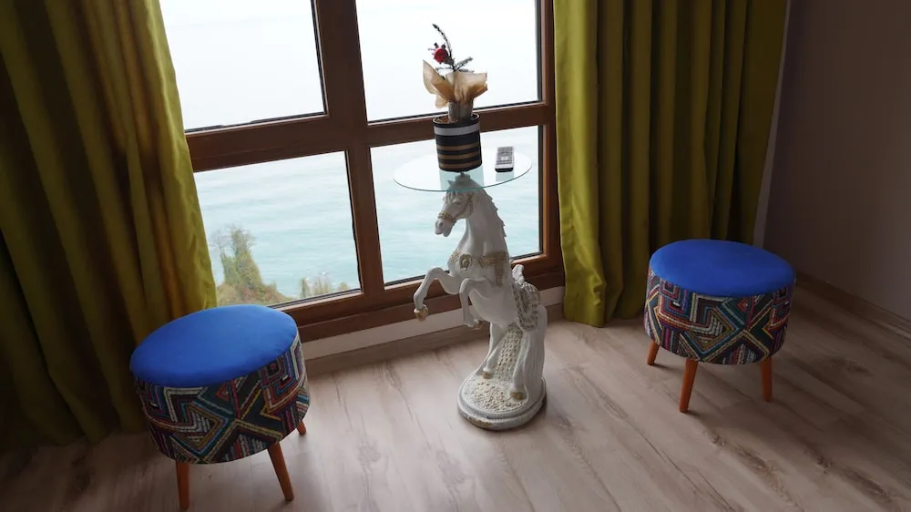 Luxury Tek Büyük Yataklı Oda