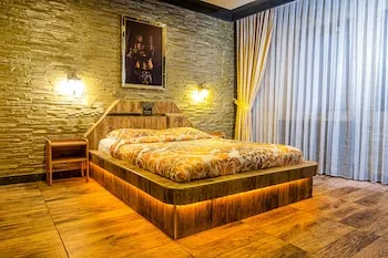 Golden Rock House