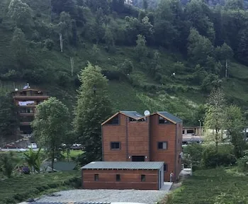 Riverside Suite & Bungalow