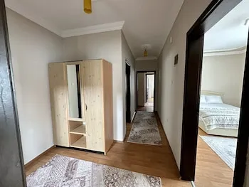 Mira Suite Apart