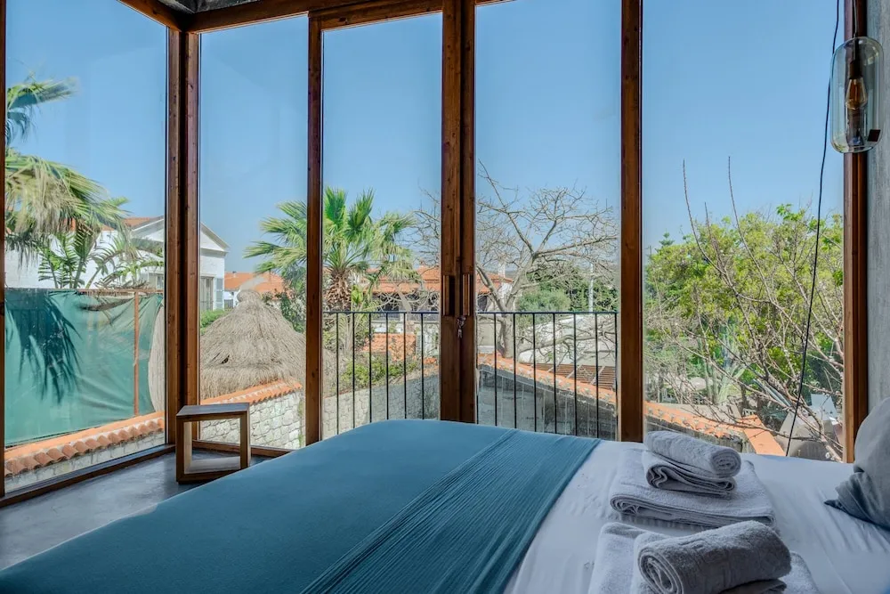 Luxury Tek Büyük Yataklı Oda