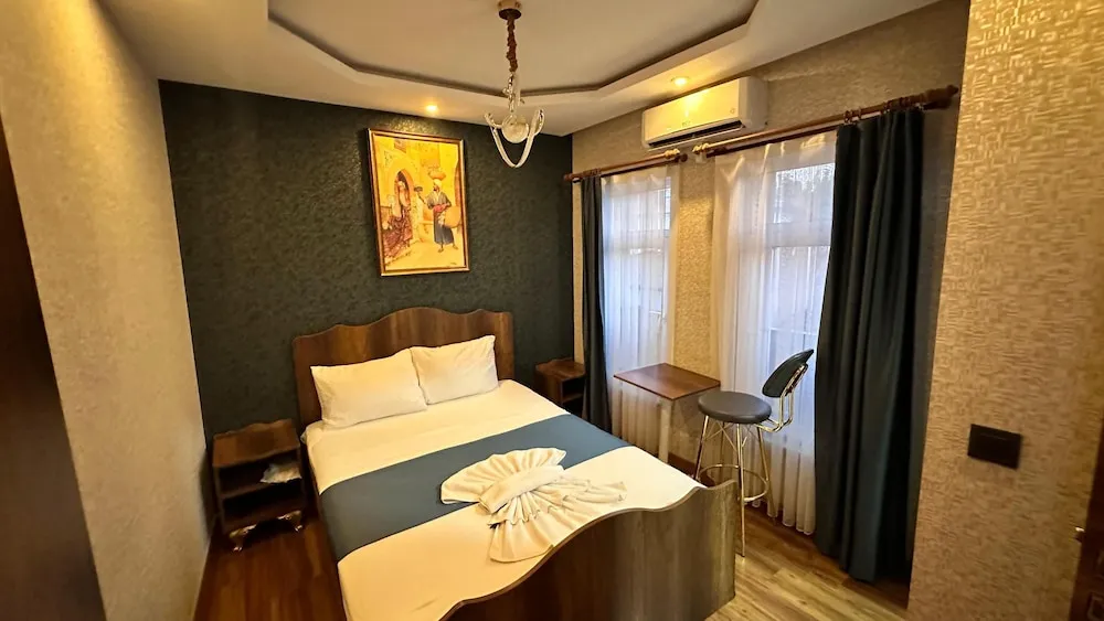 Deluxe Tek Büyük Yataklı Oda