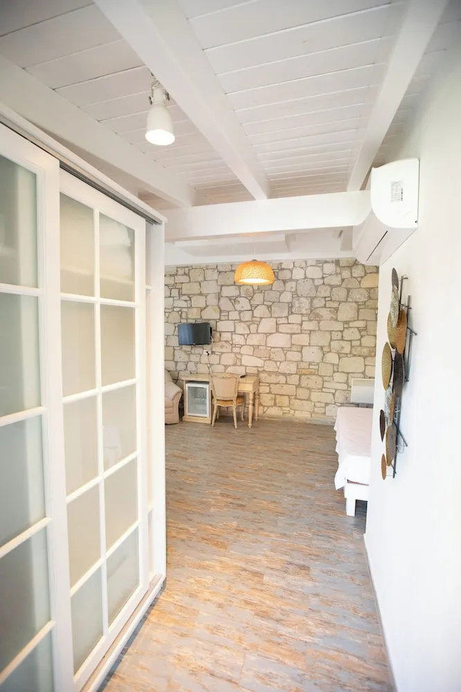 Superior Room with Garden View