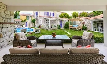 Panda Alaçatı Otel