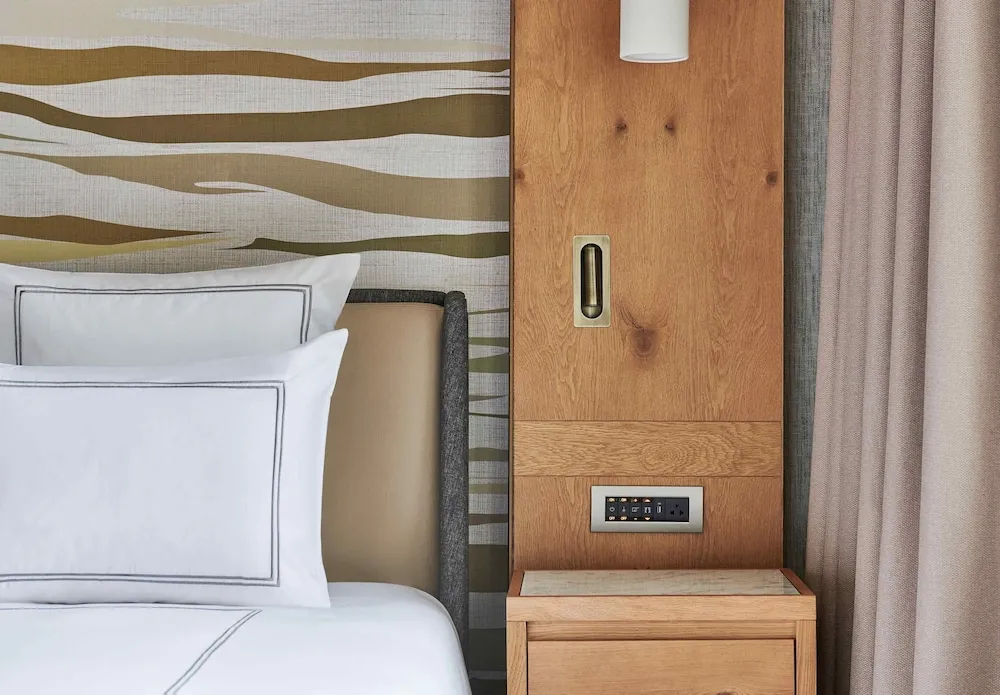 Swiss Deluxe King Room Forest View