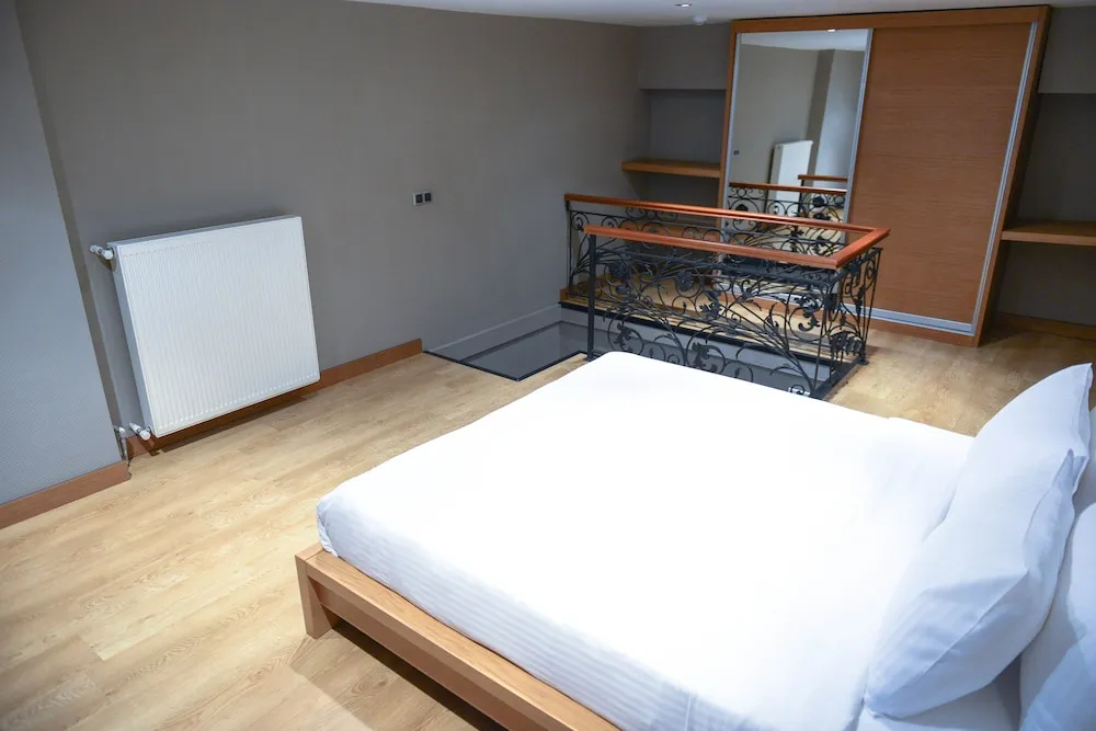 Loft Suite