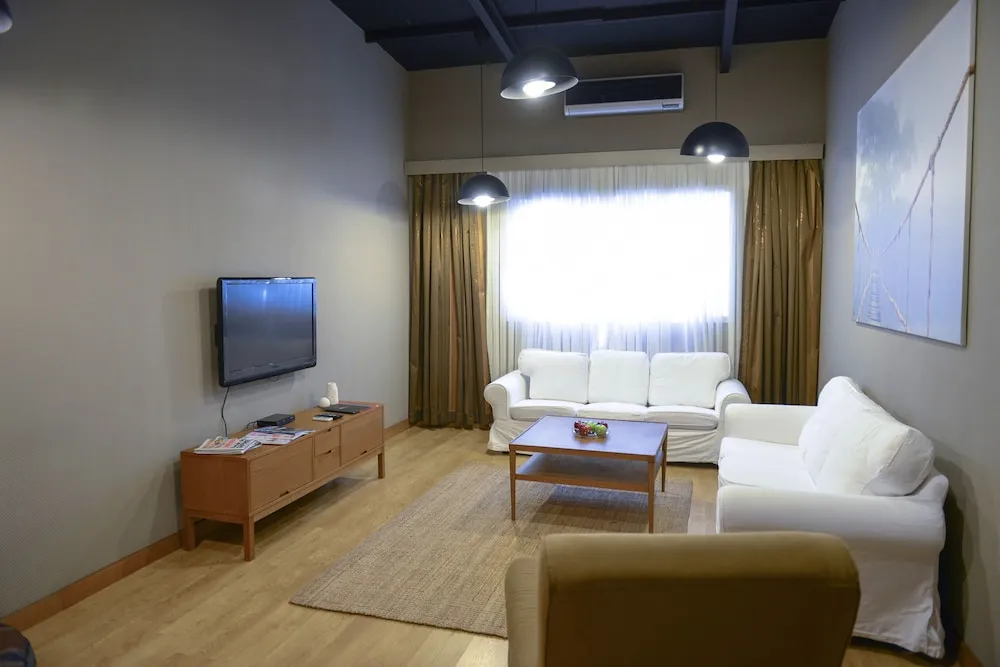 Loft Suite