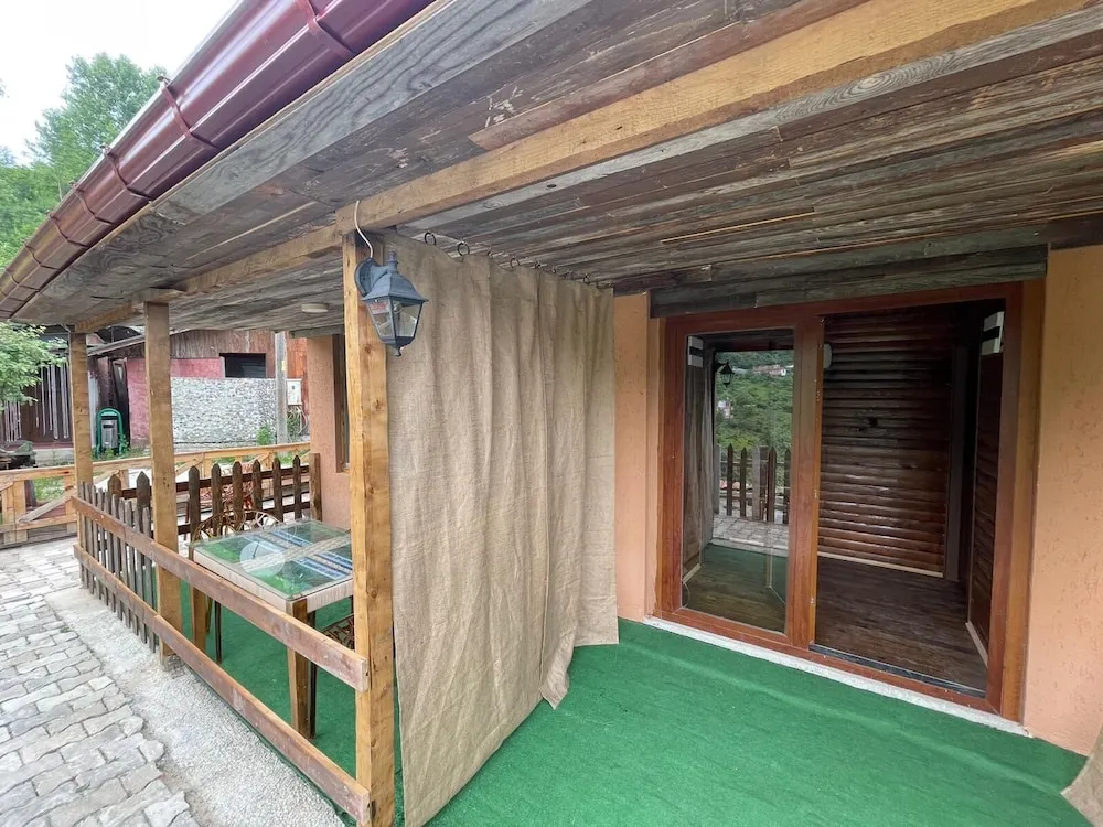 Economy Oda, Sigara İçilmez, Dağ Manzaralı