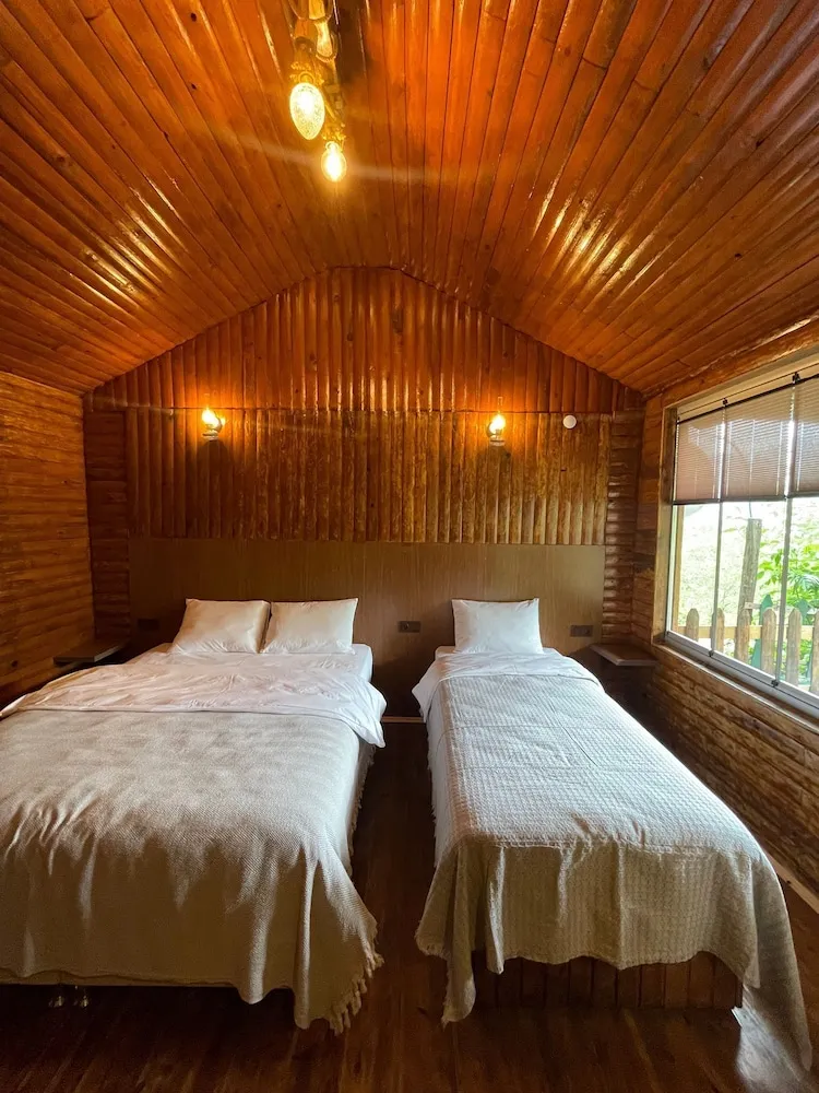 Family Oda, Sigara İçilmez, Dağ Manzaralı