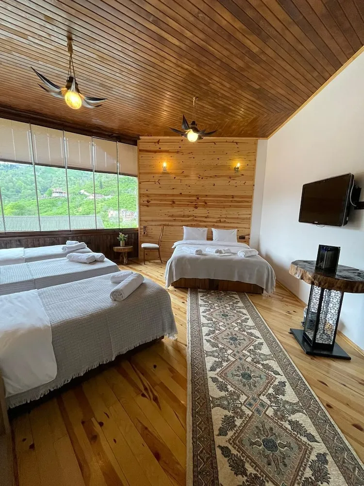 Grand Oda, Birden Çok Yatak, Sigara İçilmez, Dağ Manzaralı